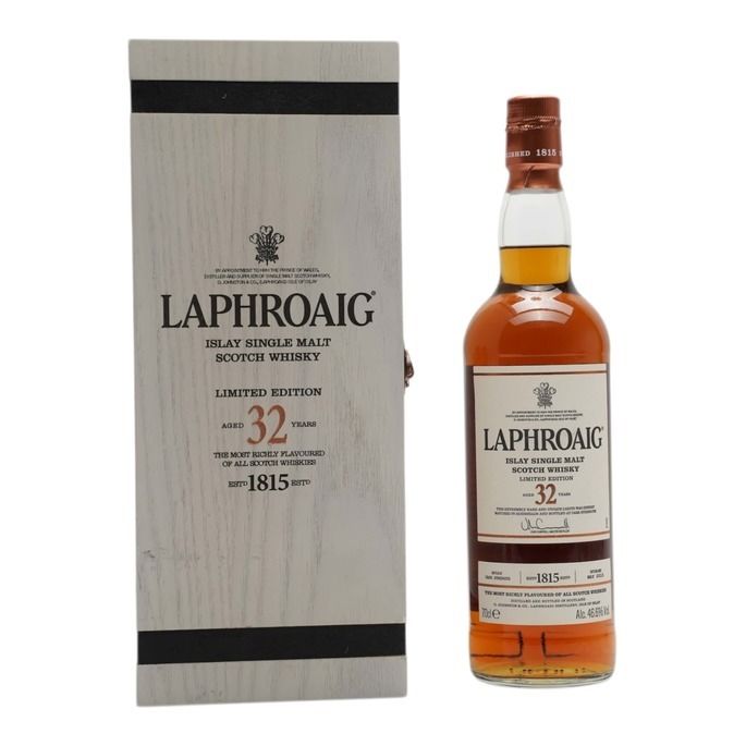 Laphroaig 200th Anniversary 32 Year Old, Sherry Cask, 2015, 46.6% whisky bottle
