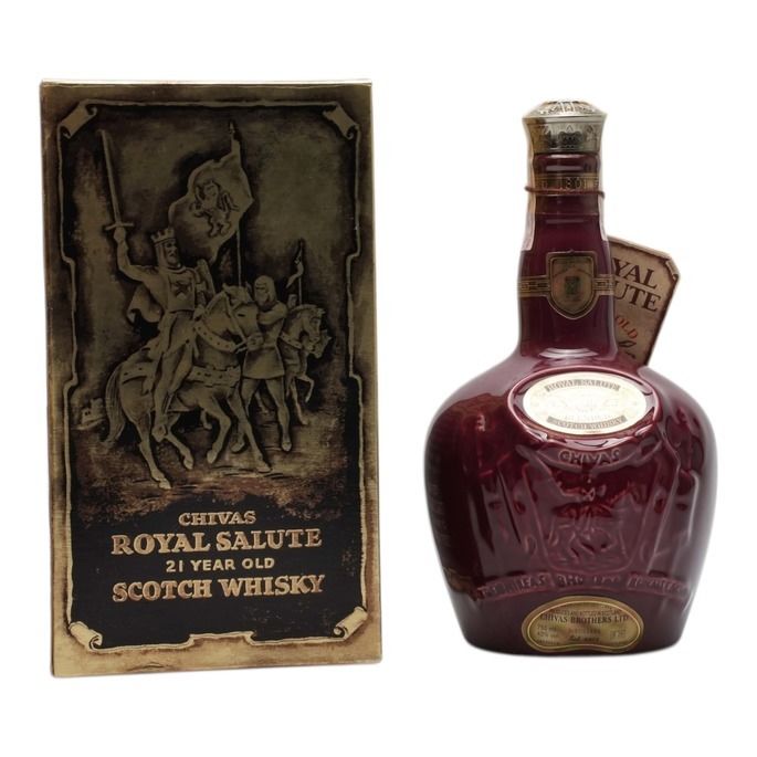 Chivas Royal Salute 21 Year Old, 43% whisky bottle