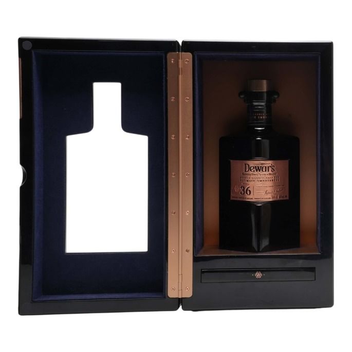 Dewar's Double Double 36 Year Old, Madeira Cask, 46% whisky bottle