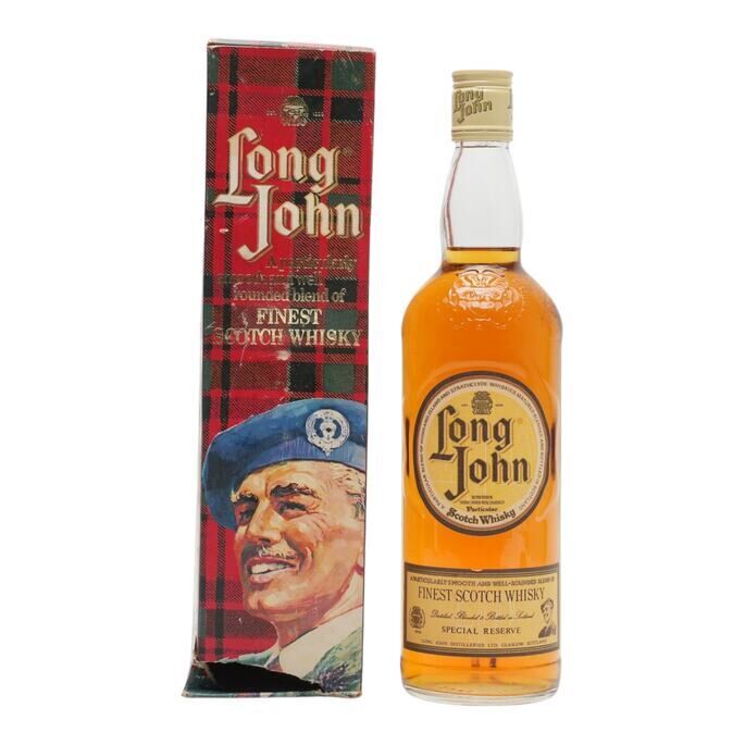 Long John Special Reserve whisky bottle