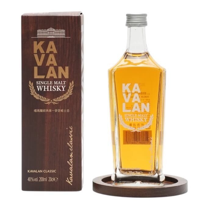 Kavalan Classic, Bourbon & Sherry Cask, 40% whisky bottle