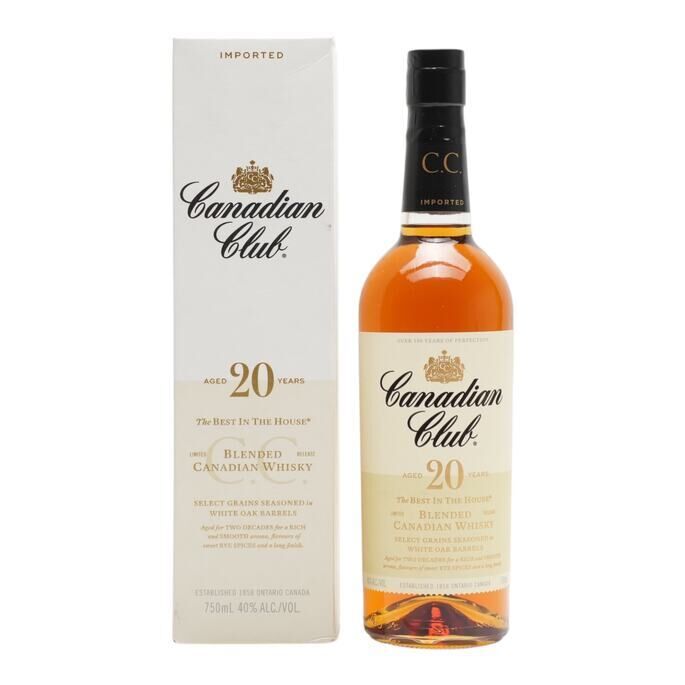 Canadian Club 20 Year Old, American Oak Cask, 40% whisky bottle